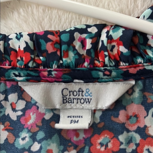 Floral Long Sleeve Top - Picture 3 of 3